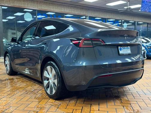 2023 Tesla Model Y Long Range AWD