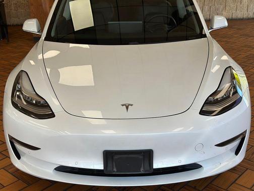 2020 Tesla Model 3 Standard Range Plus