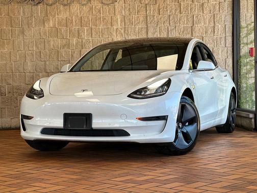 2020 Tesla Model 3 Standard Range Plus