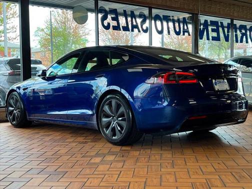 2022 Tesla Model S AWD