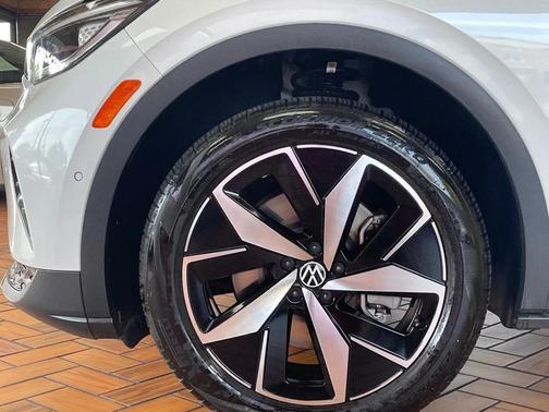 2023 Volkswagen ID.4 Pro S AWD w/SK On Battery