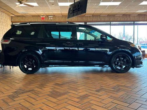 2011 Toyota Sienna SE