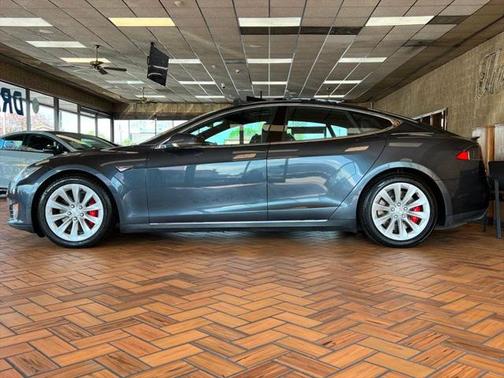 2015 Tesla Model S P90D