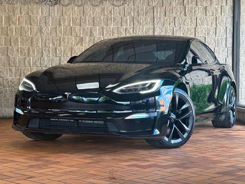 2021 Tesla Model S Plaid