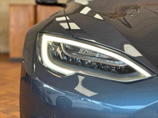 2022 Tesla Model S AWD