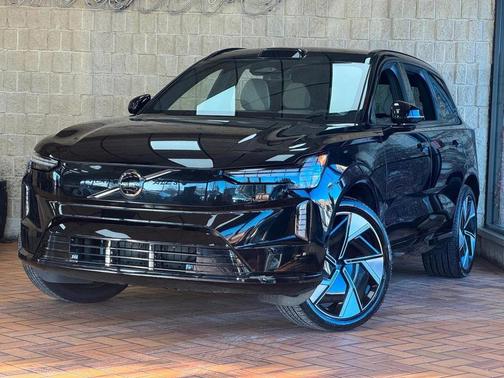 2025 Volvo EX90 Twin Motor Plus 7-Seater