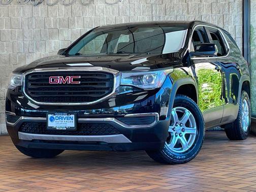 2017 GMC Acadia SLE-1