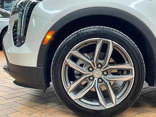 2023 Cadillac XT4 Sport