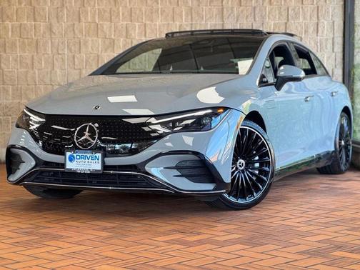 MANUFAKTUR Alpine Grey 2023 Mercedes-Benz EQE 500 EQE 500 4MATIC+ Sedan