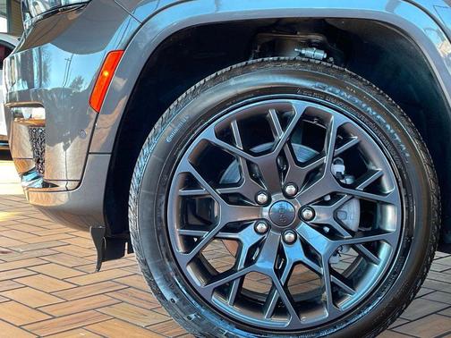 2025 Jeep Grand Cherokee L Summit Reserve