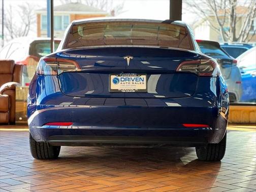 2019 Tesla Model 3 Standard Range Plus