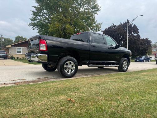 2024 RAM 2500 Big Horn 4x4 Crew Cab 6'4' Box