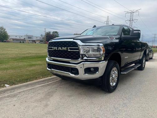2024 RAM 2500 Big Horn 4x4 Crew Cab 6'4' Box