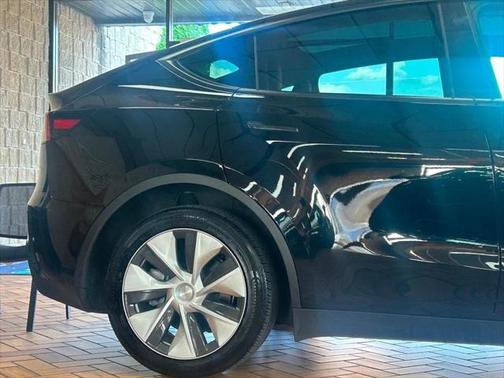 2023 Tesla Model Y Long Range AWD
