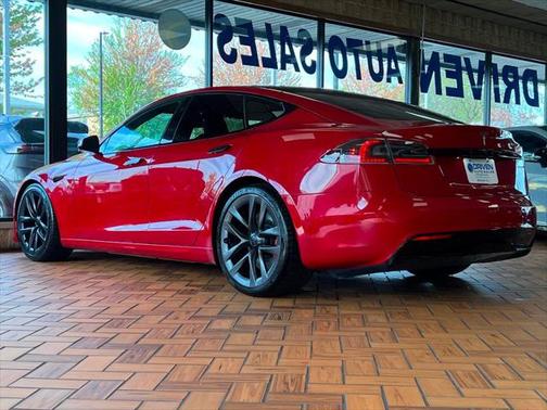 2022 Tesla Model S AWD