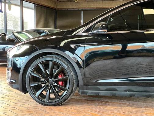 2018 Tesla Model X 75D AWD
