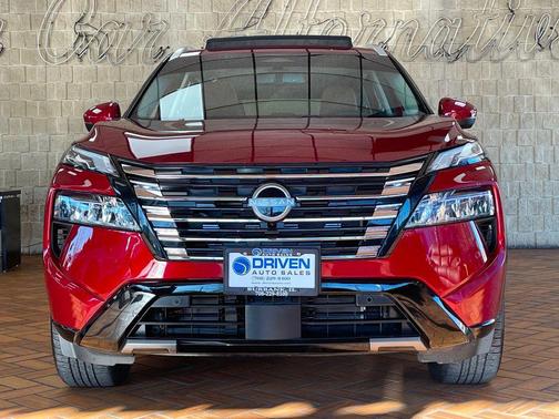 2025 Nissan Rogue Platinum