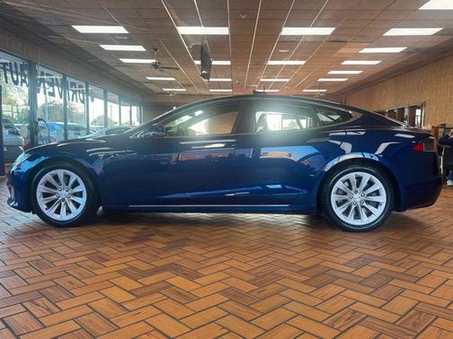 2017 Tesla Model S 75D