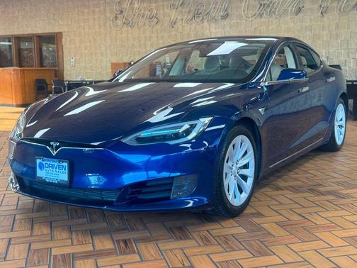 2017 Tesla Model S 75D