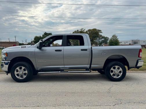2024 RAM 2500 Big Horn 4x4 Crew Cab 6'4' Box