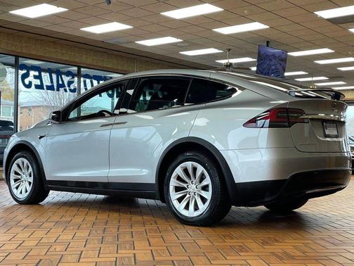 2017 Tesla Model X 100D AWD