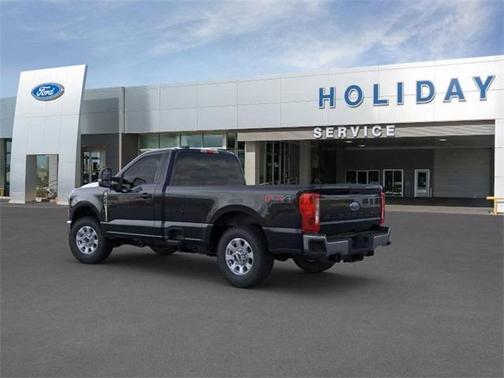 2025 Ford F-350 XLT