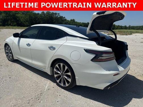2023 Nissan Maxima Platinum