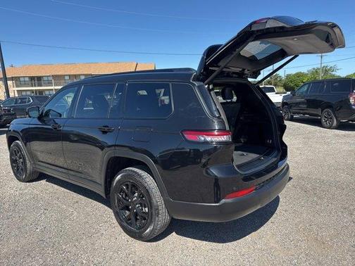 2024 Jeep Grand Cherokee L Laredo
