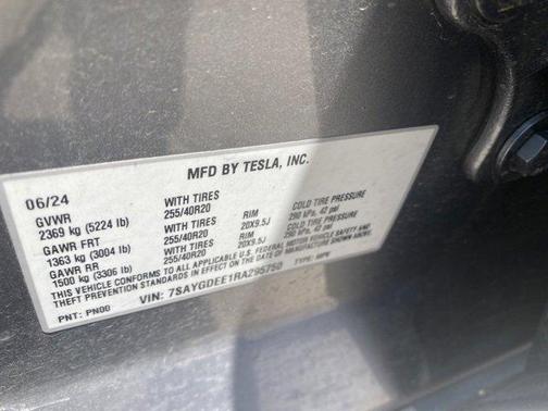 2024 Tesla Model Y Long Range