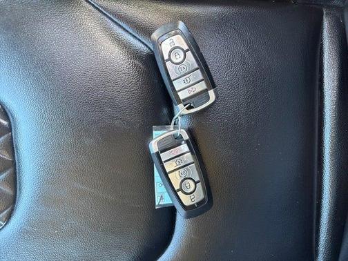2023 Ford Edge Titanium