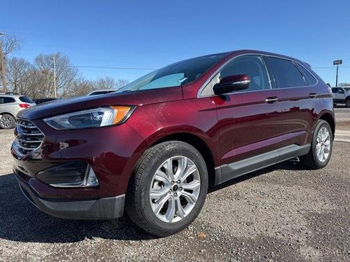 2023 Ford Edge Titanium