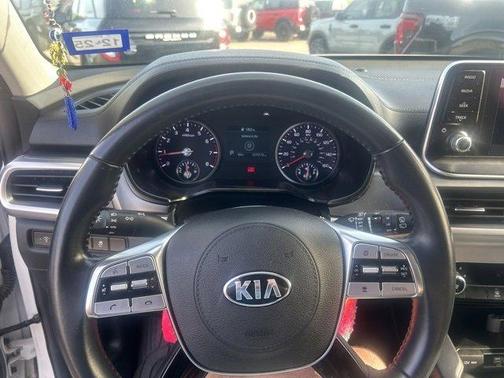 2020 Kia Telluride LX