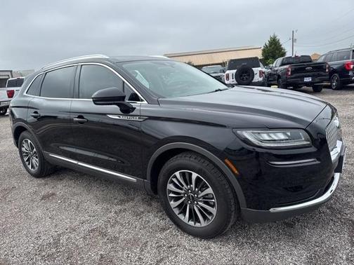 2022 Lincoln Nautilus Standard