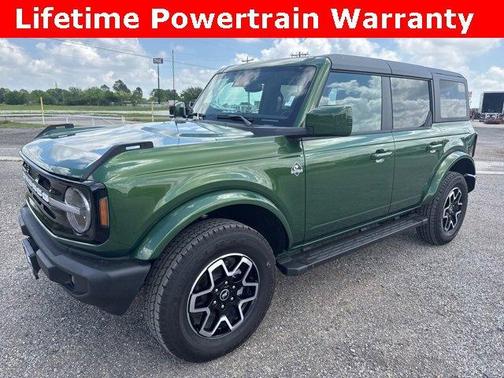 2024 Ford Bronco Outer Banks