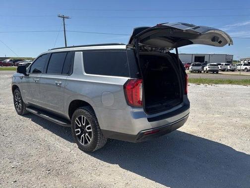 2024 GMC Yukon XL AT4