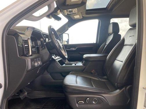 2024 GMC Sierra 3500 Denali