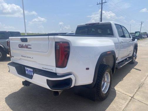2024 GMC Sierra 3500 Denali