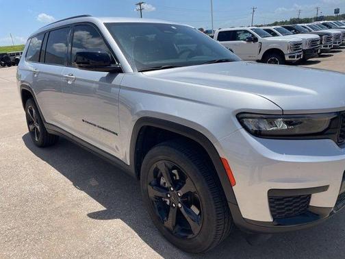 2024 Jeep Grand Cherokee L Laredo