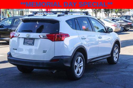 Super White 2013 Toyota RAV4 XLE