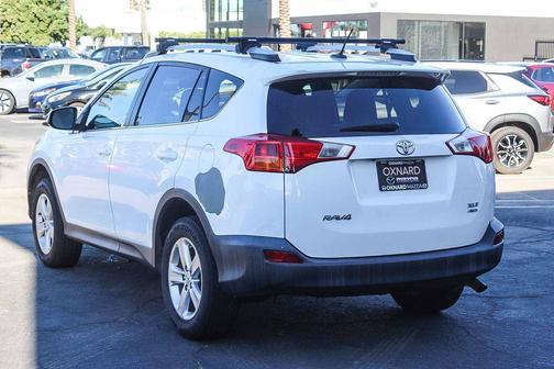 Super White 2013 Toyota RAV4 XLE