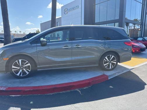 2018 Honda Odyssey Elite