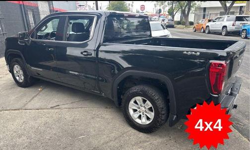 Onyx Black 2022 GMC Sierra 1500 SLE