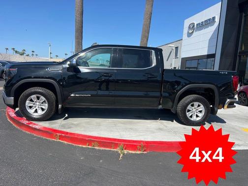 Onyx Black 2022 GMC Sierra 1500 SLE