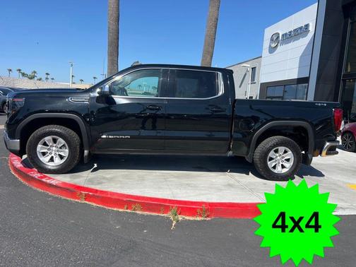 Onyx Black 2022 GMC Sierra 1500 SLE