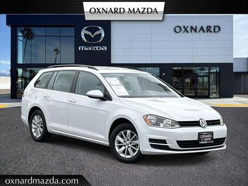 2016 Volkswagen Golf SportWagen TSI S 4-Door