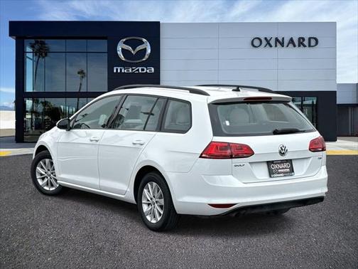 2016 Volkswagen Golf SportWagen TSI S 4-Door