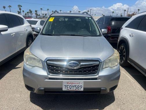 Ice Silver Metallic 2014 Subaru Forester 2.5i Premium