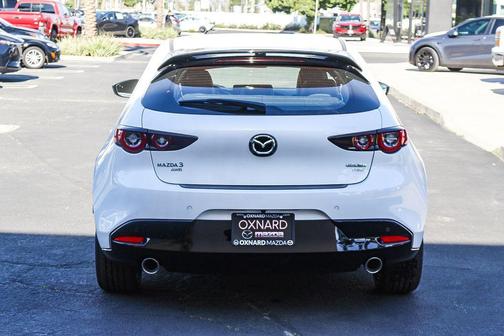 Snowflake White Pearl Mica 2026 Mazda Mazda3 2.5 Turbo AWD