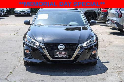 Super Black 2020 Nissan Altima SR FWD