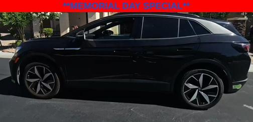 Deep Black Pearl 2023 Volkswagen ID.4 AWD Pro S